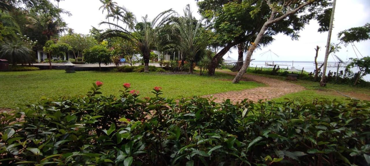 Deshadan Backwater Resort - The Best Sunrise View Alappuzha Bagian luar foto