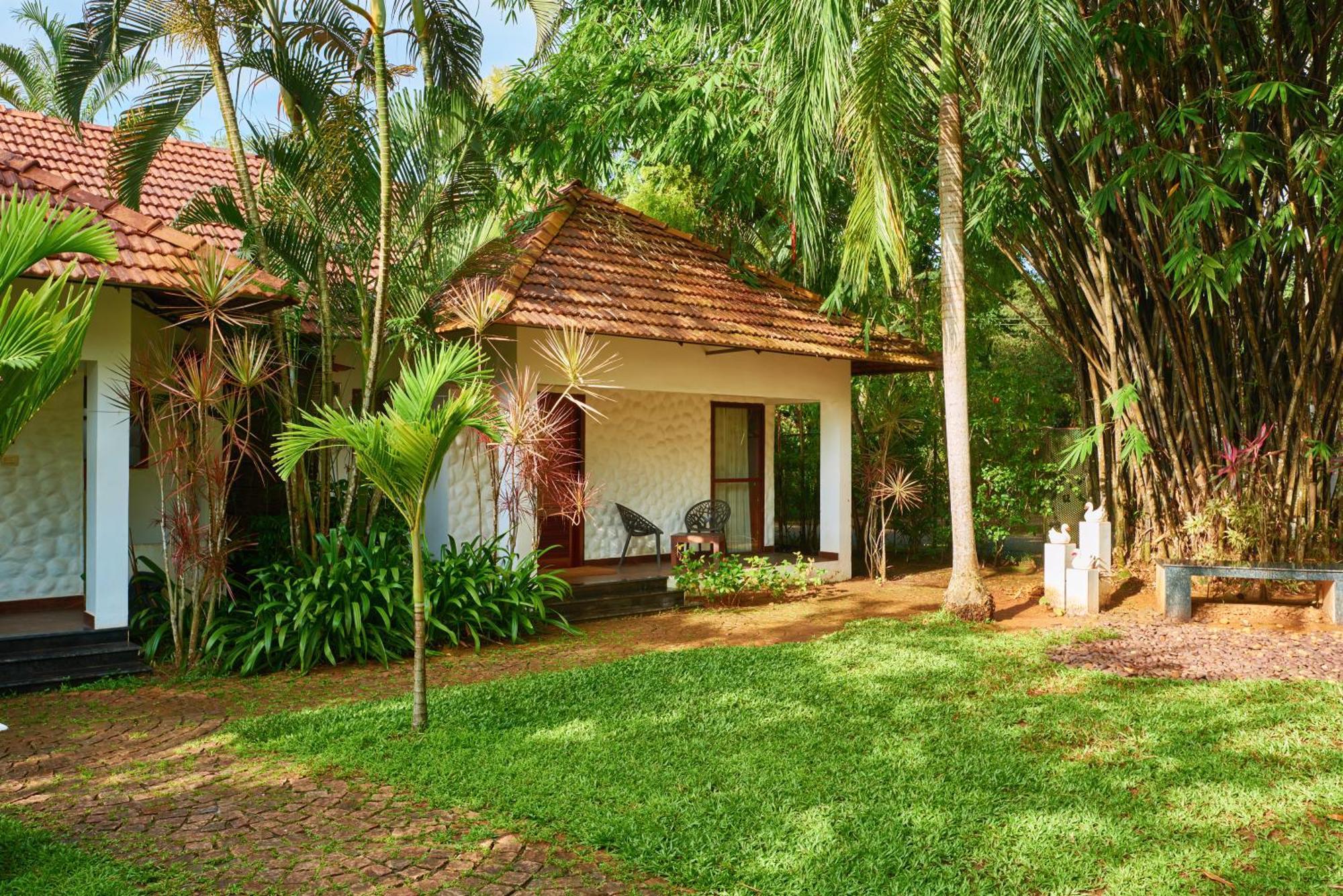 Deshadan Backwater Resort - The Best Sunrise View Alappuzha Bagian luar foto
