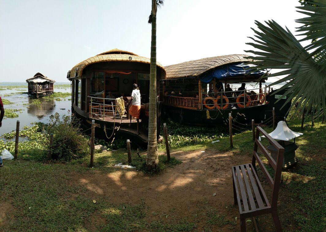 Deshadan Backwater Resort - The Best Sunrise View Alappuzha Bagian luar foto
